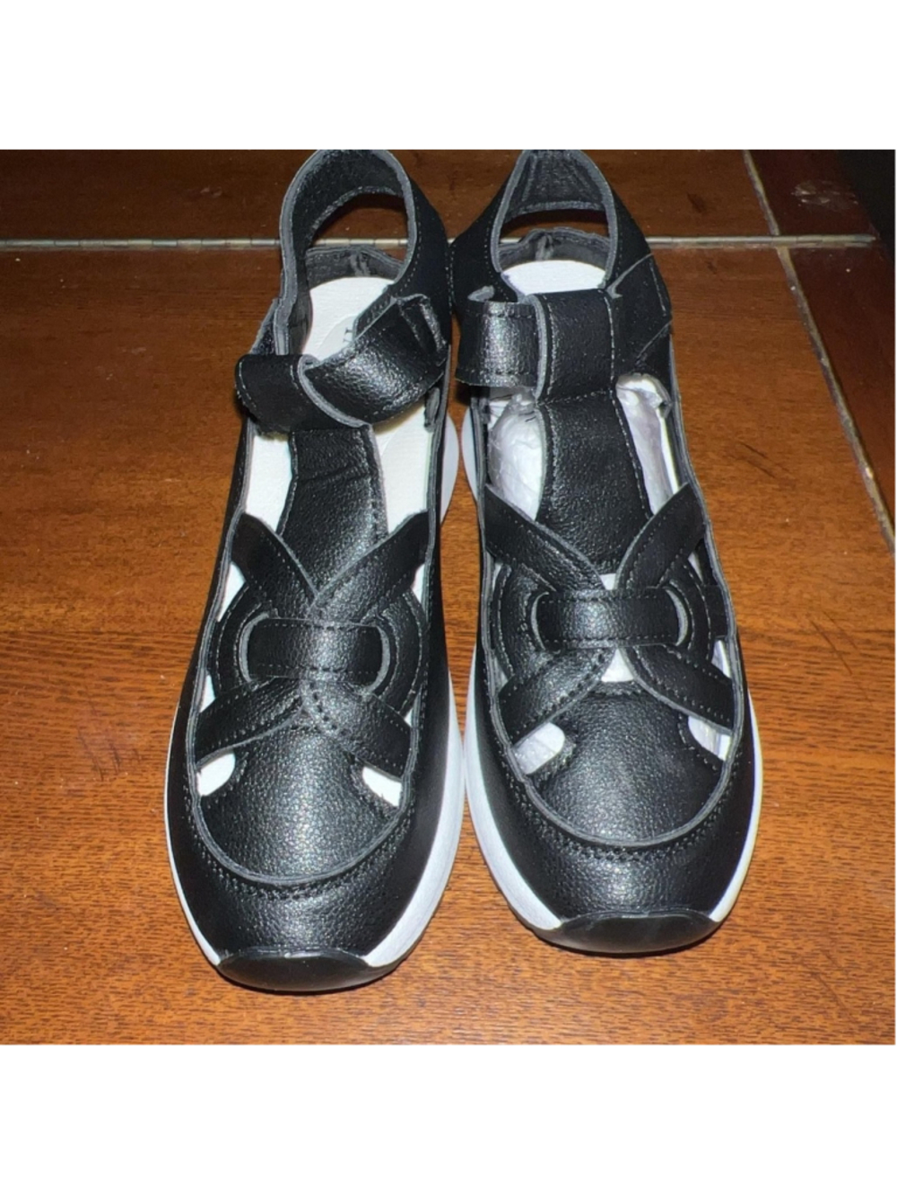Fashion Sandals Womens Size 8 Black Fisherman Hook Loop Strappy Casual Shoes